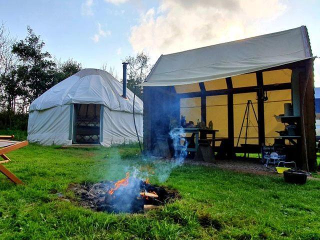 Mill Haven Place Glamping Yurt 3 Хаверфордуэст Экстерьер фото